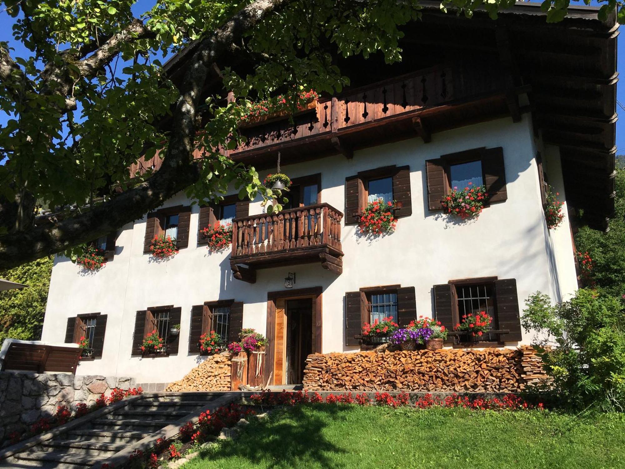 B&B Rossodisera Domegge di Cadore Eksteriør bilde